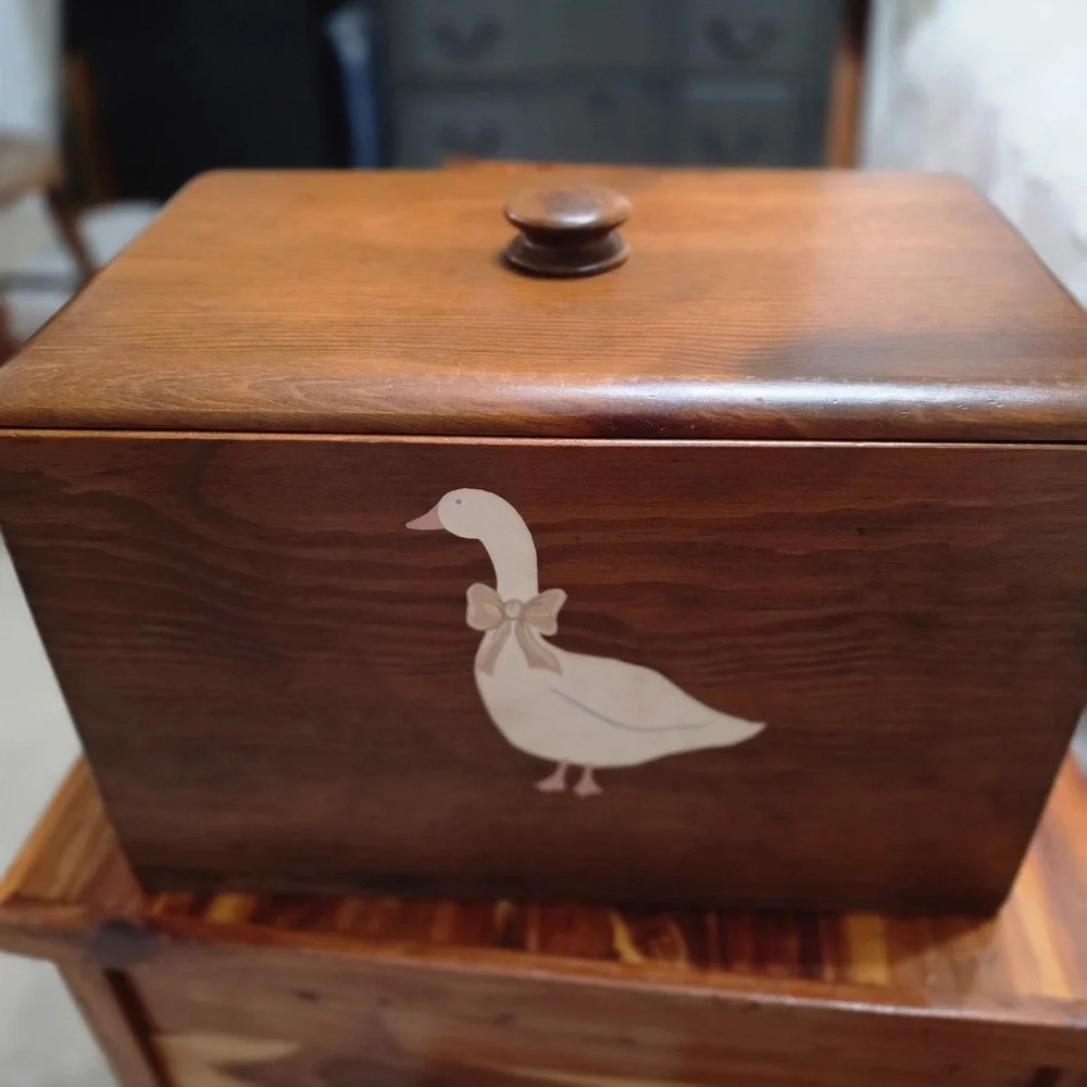 Vintage Double Sided Bread Box Removable Lid Goose Decal Original